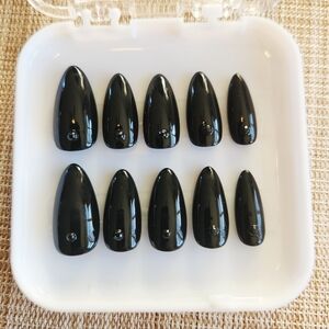 Jet Black Press On Nails